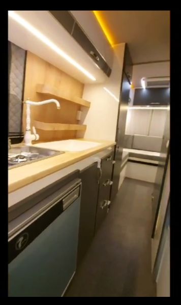 En venta Mercedes-Benz Sprinter 316 CDI Largo Blanco 2019 Madrid foto 2