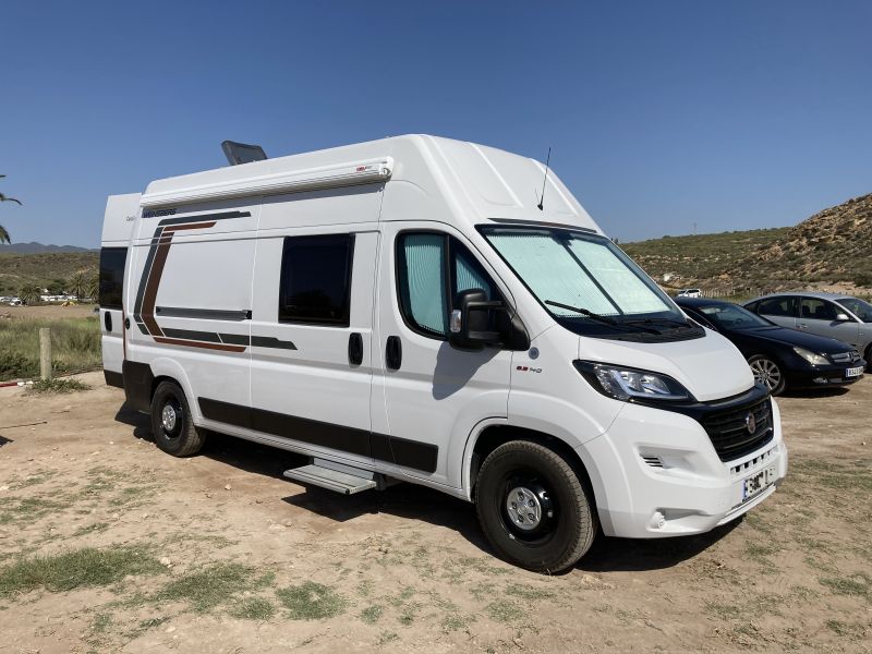 En venta Weinsberg Carabus 600 DQ Blanco 2021 Alicante foto 1