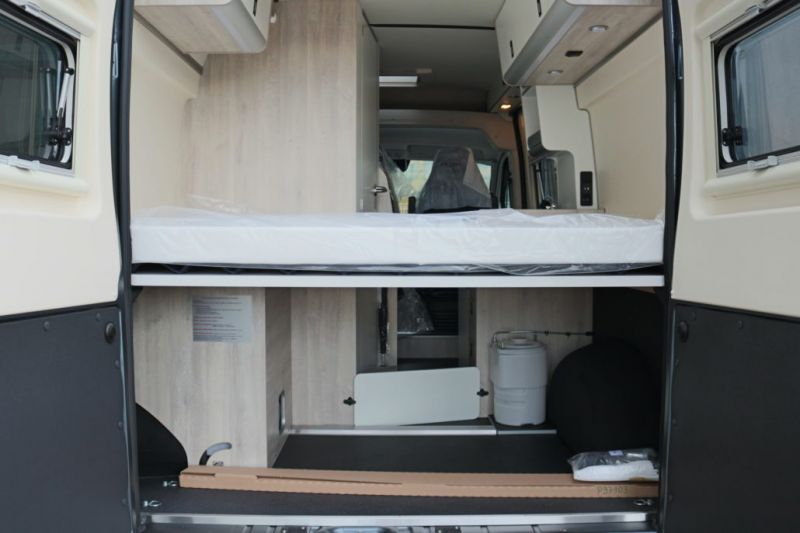 En venta Westfalia Amundsen 540 Gris 2021 Barcelona foto 2