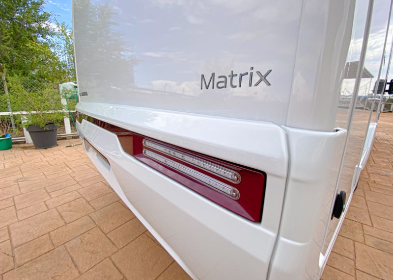 En venta Adria Matrix Axess 670 SL Blanco 2023 Madrid foto 4