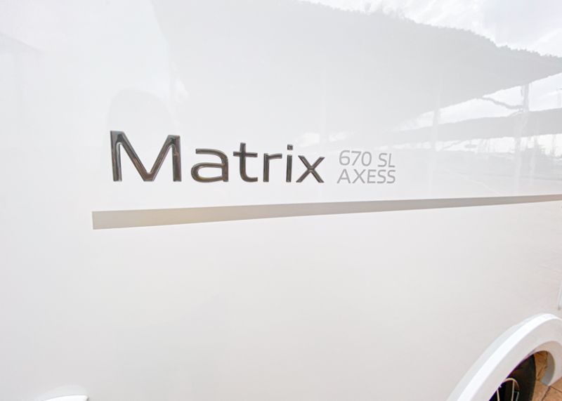 En venta Adria Matrix Axess 670 SL Blanco 2023 Madrid foto 5