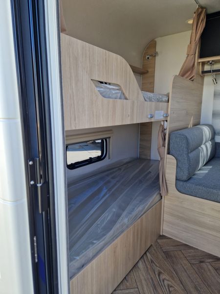 En venta Caravelair CARAVELAIR 476 SPORT LINE  2024 Madrid foto 7