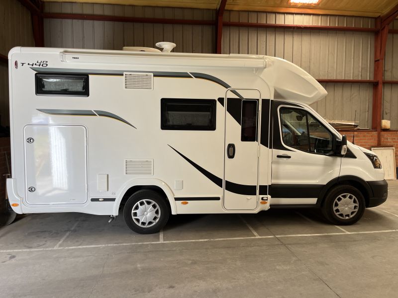 En venta Benimar TESSORO 440 UP Blanco 2023 Valladolid foto 2