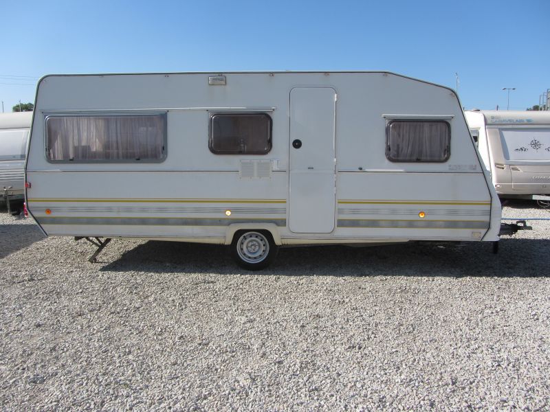 En venta Sunroller CLASS 495 Blanco 1992 Sevilla foto 2