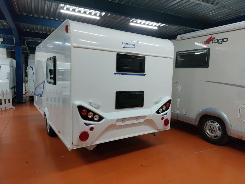 En venta Caravelair CARAVELAIR ALBA 426 FAMILY 2024 Blanco 2024 Barcelona foto 4