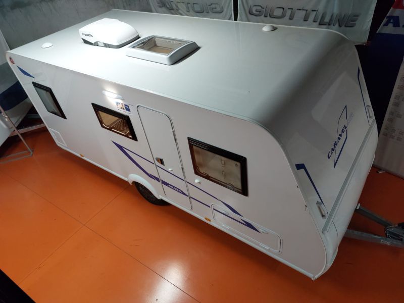 En venta Caravelair CARAVELAIR ALBA 496 FAMILY 2024 Blanco 2024 Barcelona foto 2