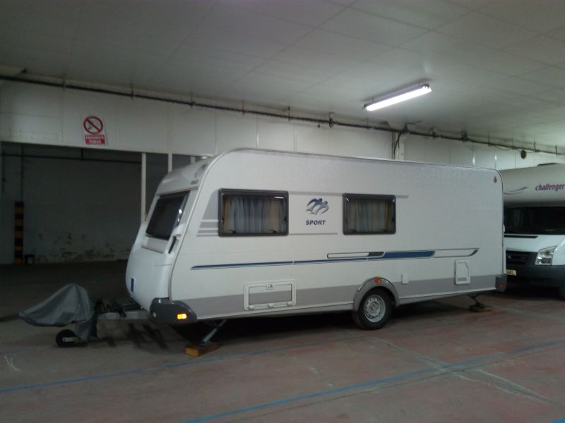 En venta Knaus SPORT 500 QDK Blanco 2007 Álava foto 1