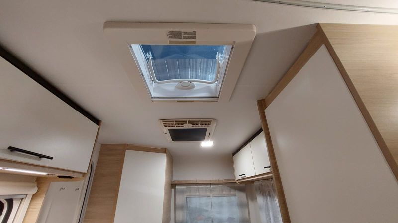 En venta Caravelair CARAVELAIR ALBA 390 FAMILY 2024 Blanco 2024 Barcelona foto 10