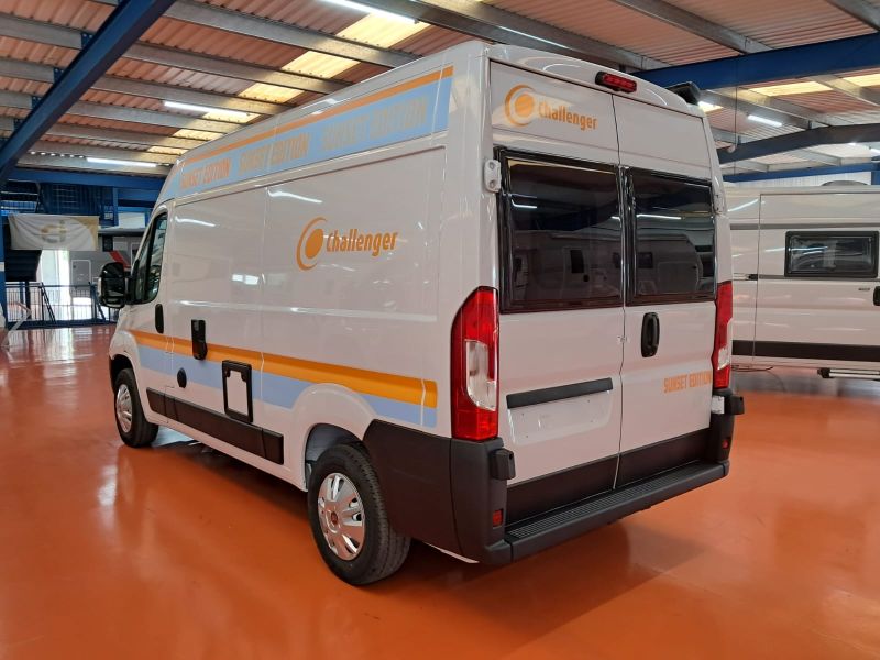 En venta Challenger CHALLENGER FIAT DUCATO SUNSET EDITION V114 140 CV 2024 LIMITED EDITION Blanco 2024 Barcelona foto 4