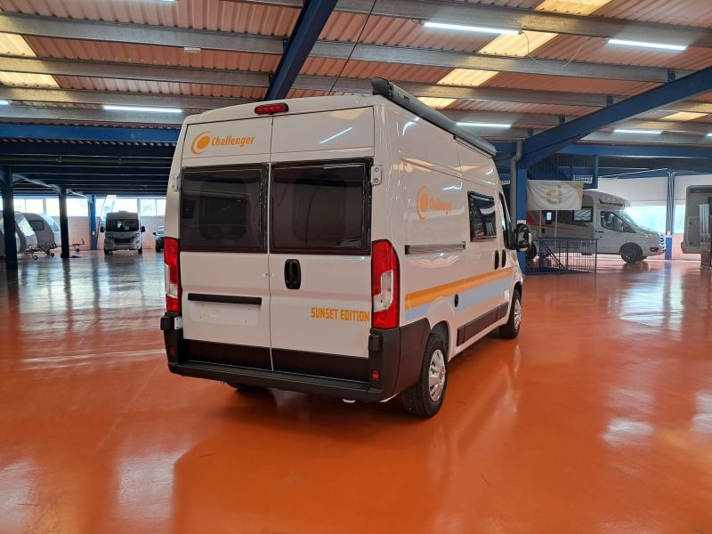 En venta Challenger CHALLENGER FIAT DUCATO SUNSET EDITION V114 140 CV 2024 LIMITED EDITION Blanco 2024 Barcelona foto 20