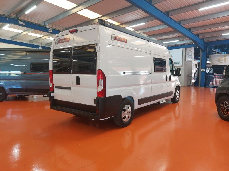 En venta Challenger CHALLENGER FIAT DUCATO V114 140 CV 2024 Blanco 2024 Barcelona foto 2