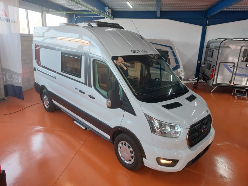 En venta Giotti LineGlobecar GIOTTILINE GIOTTIVAN 60FT FORD 170 VAN EXCLUSIVE 2024 Blanco 2024 Barcelona foto 3