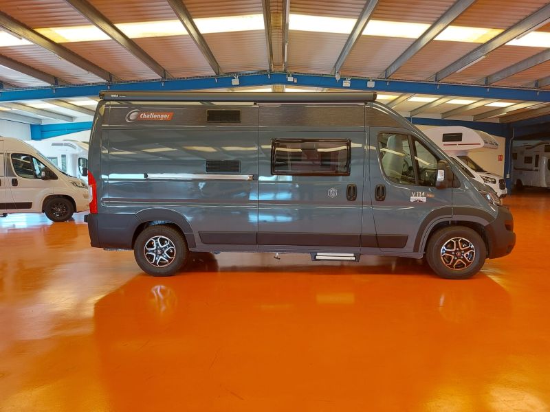 En venta Challenger CHALLENGER FIAT DUCATO V114 MAX ROAD EDITION VIP 140 CV (Edición carretera VIP) Gris 2024 Barcelona foto 4