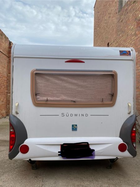 En venta Knaus 450 FU Blanco 2004 Lleida foto 2