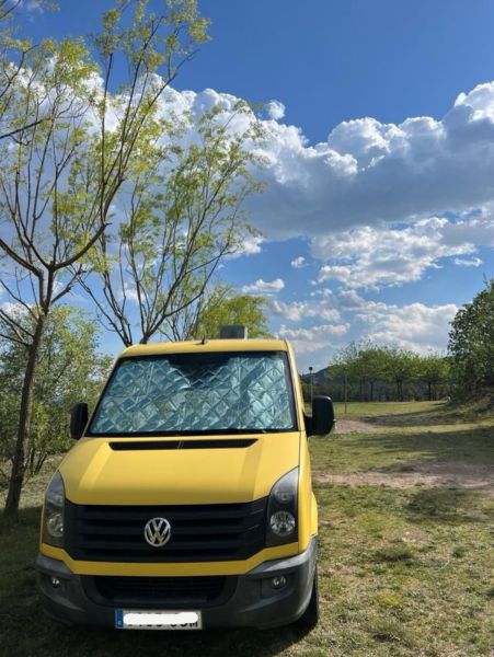 En venta Volkswagen Crafter Amarillo 2015 Barcelona foto 1