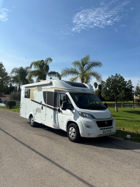 En venta Carado T449 Blanco 2019 Cádiz foto 2