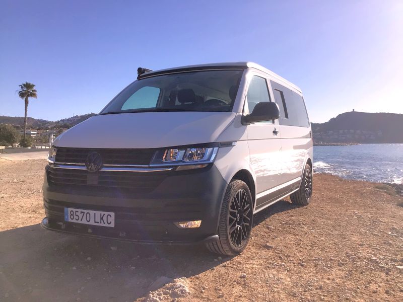 En venta Volkswagen Transporter T6 Blanco 2020 Alicante foto 3