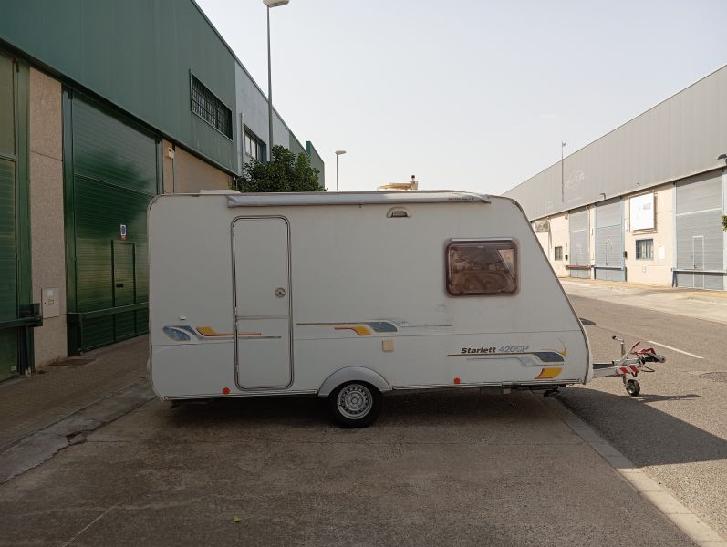 En venta Sterckeman Starlett 420 CP Blanco 2005 Sevilla foto 3