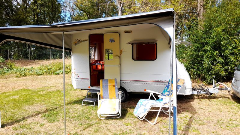 En venta Sterckeman Starlet 330  3 plazas Blanco 2008 Girona foto 18