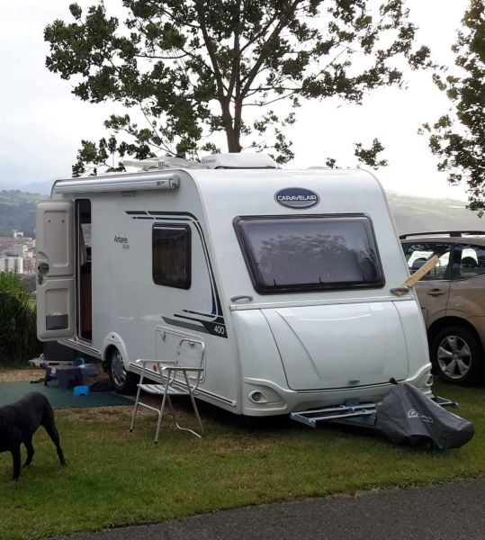 En venta Caravelair Antares 400 Style Blanco 2017 Barcelona foto 8