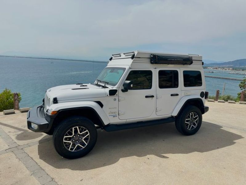 En venta Vario Jeep Wrangler 4xE Mini Camper Blanco 2023 Girona foto 1