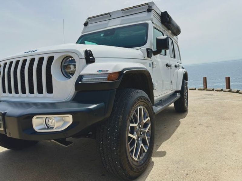 En venta Vario Jeep Wrangler 4xE Mini Camper Blanco 2023 Girona foto 6