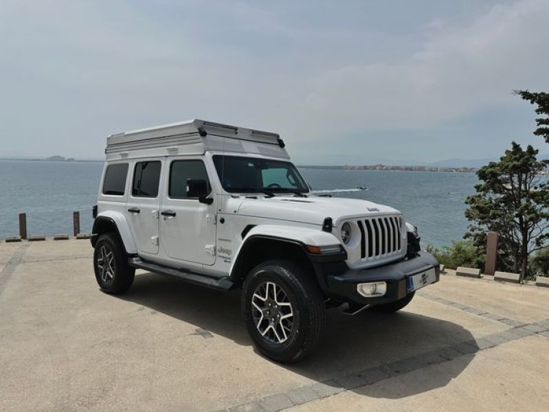 En venta Vario Jeep Wrangler 4xE Mini Camper Blanco 2023 Girona foto 8