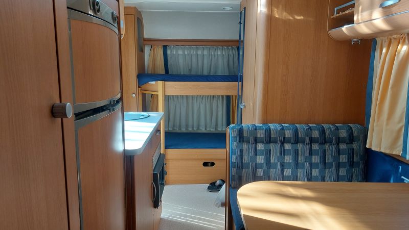 En venta Knaus Caravana Knaus Sport 500QDK 2007 Barcelona foto 3