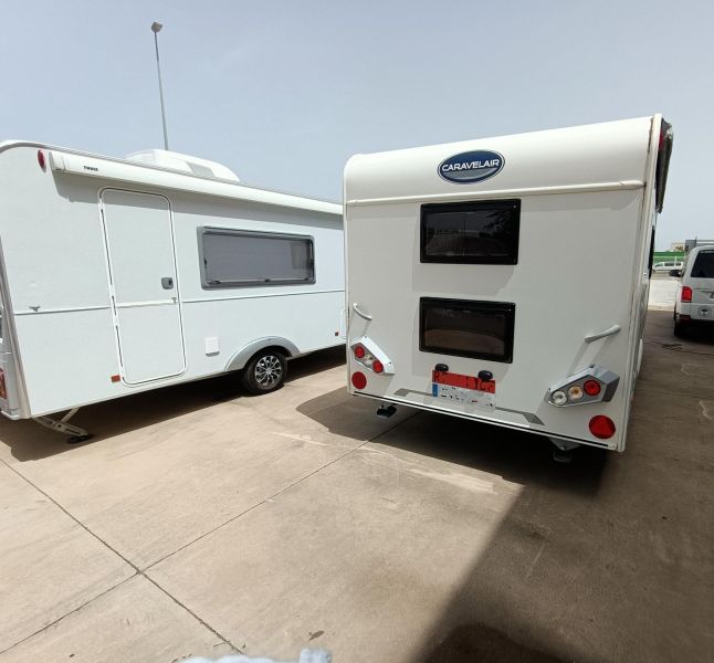 En venta Caravelair Alba 486 Family Blanco 2020 Valencia foto 3