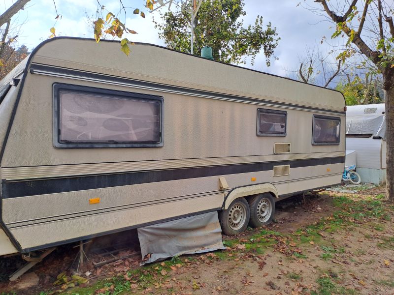 En venta Hobby Prestige 611 Beige 1991 Barcelona foto 2