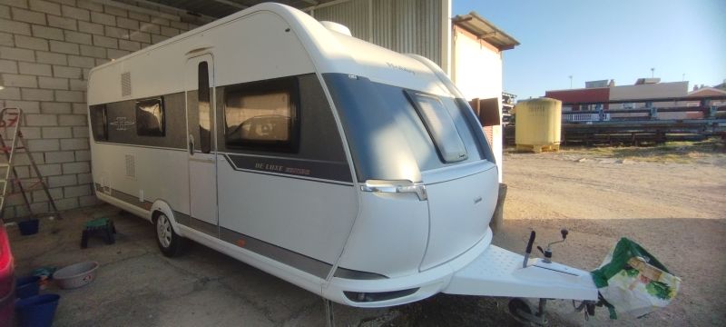 En venta Hobby 545 KMF DELUXE Blanco 2016 Sevilla foto 7