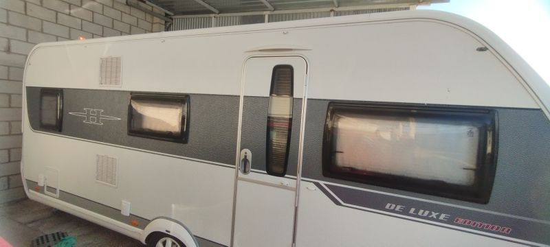 En venta Hobby 545 KMF DELUXE Blanco 2016 Sevilla foto 13