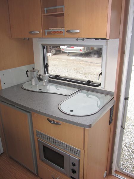 En venta Knaus SUDWIND 550 FQ Blanco 2010 Sevilla foto 6