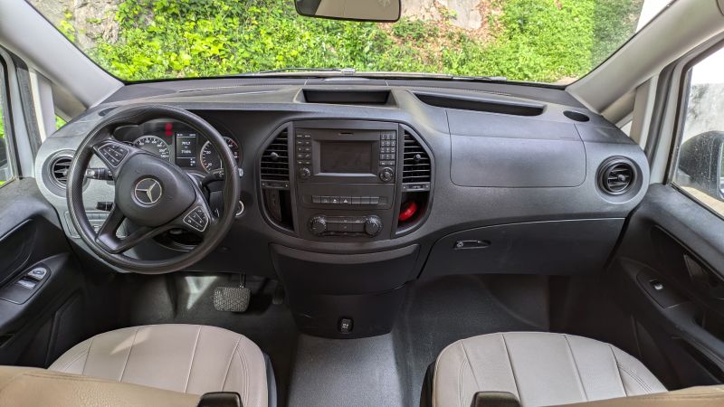 En venta Mercedes-Benz Vito Westfalia Julio Verne 2018 Blanco 2018 Vizcaya foto 9