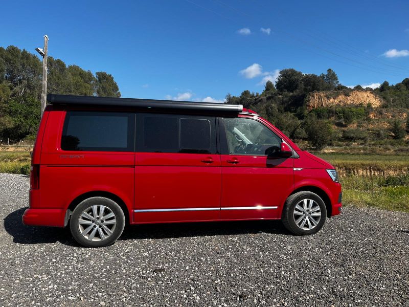 En venta Volkswagen Ocean Rojo 2018 Barcelona foto 1