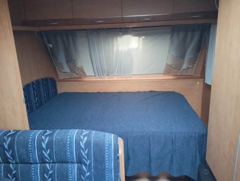 En venta Caravelair VENICIA 566 Blanco 2008 Almería foto 5