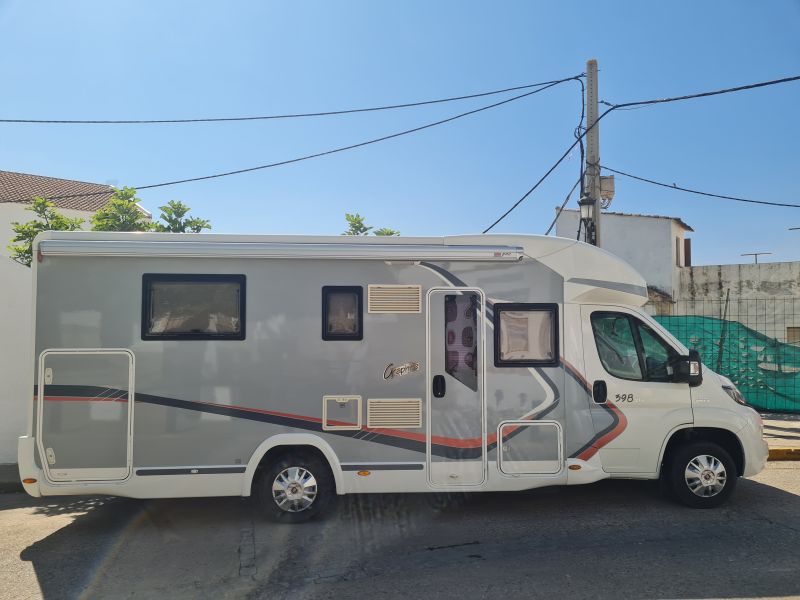 En venta Challenger 398 XLB Graphite edition Gris 2016 Cádiz foto 2