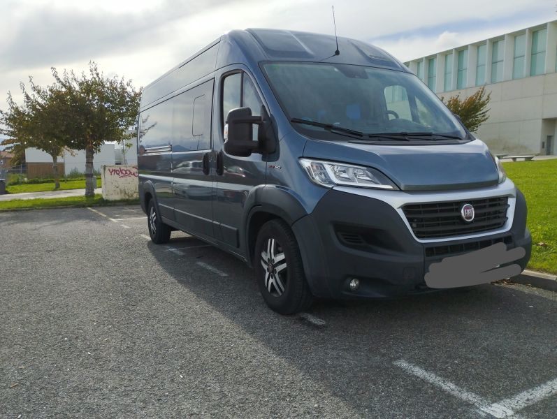 En venta Fiat Ducato Maxi 2.3 150 CV Gris 2019 Navarra foto 2