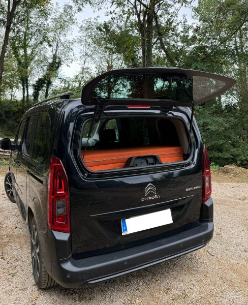 En venta Citroën Berlingo XTR Negro 2019 Girona foto 4