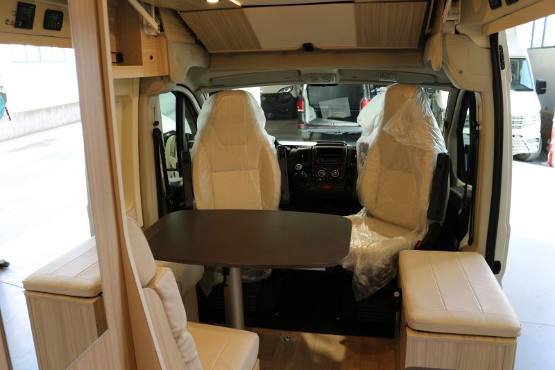 En venta Dreamer CAMPER FIVE Blanco 2021 Barcelona foto 3