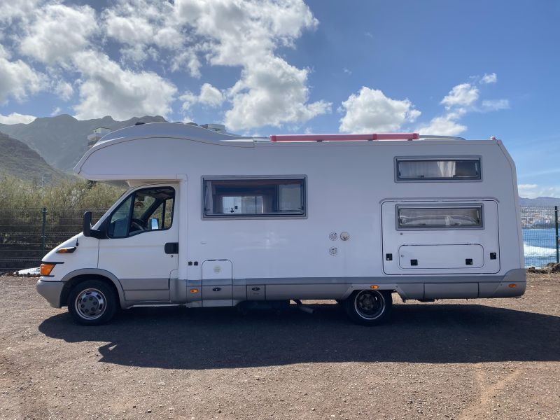 En venta Laika Eco Vip 2.1 tw Blanco 2004 Santa Cruz de Tenerife foto 3