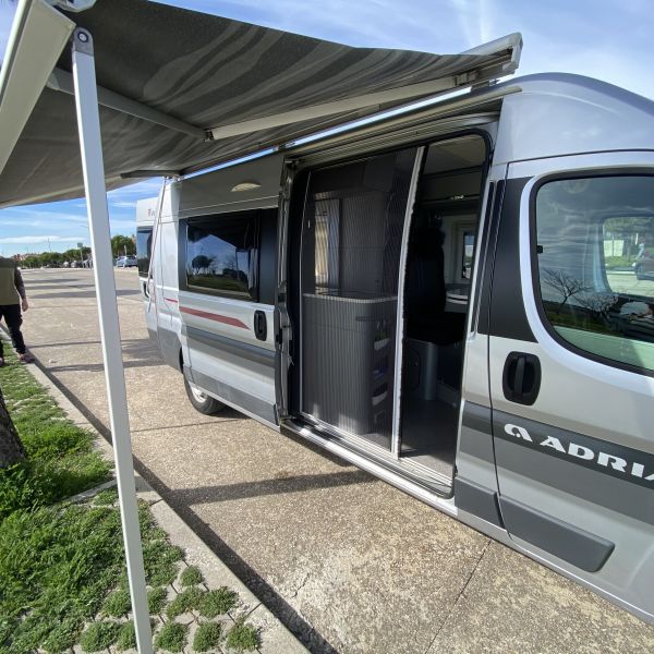 En venta Fiat Ducato Gris 2016 Madrid foto 2