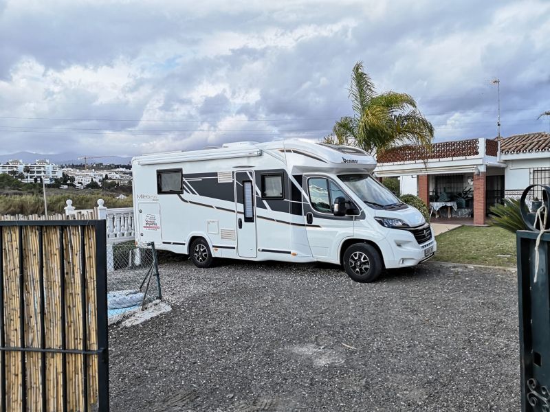 En venta Benimar Mileo 296 Desing 130cv Blanco 2021 Málaga foto 1