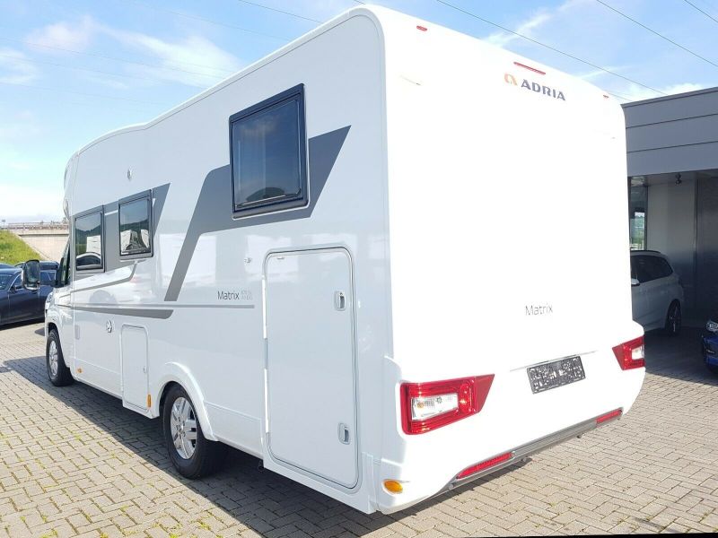 En venta Adria MATRIX AXESS ALL IN 670 SL Blanco 2021 Barcelona foto 14